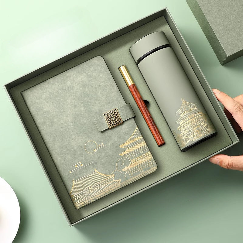 Forbidden City-Themed Gift Set with Insulated Mug & Notebook - Smooth Finish, Dotted Lines, Perfect for Daily Office Use & Corporate Gifting