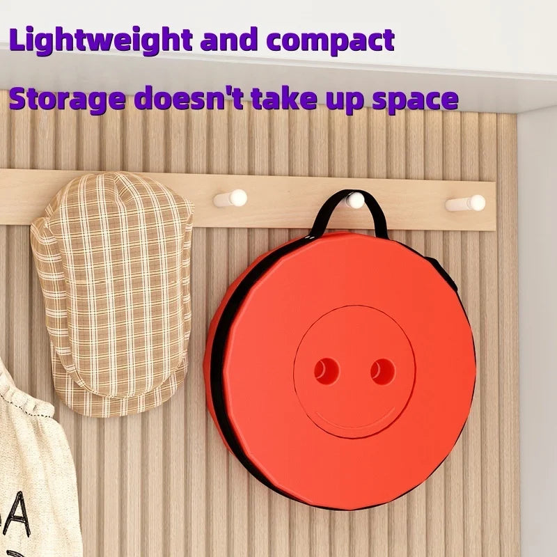 Portable telescopic camping chair, suitable for outdoor beach barbecue activities,featuring a compact structure and light weight