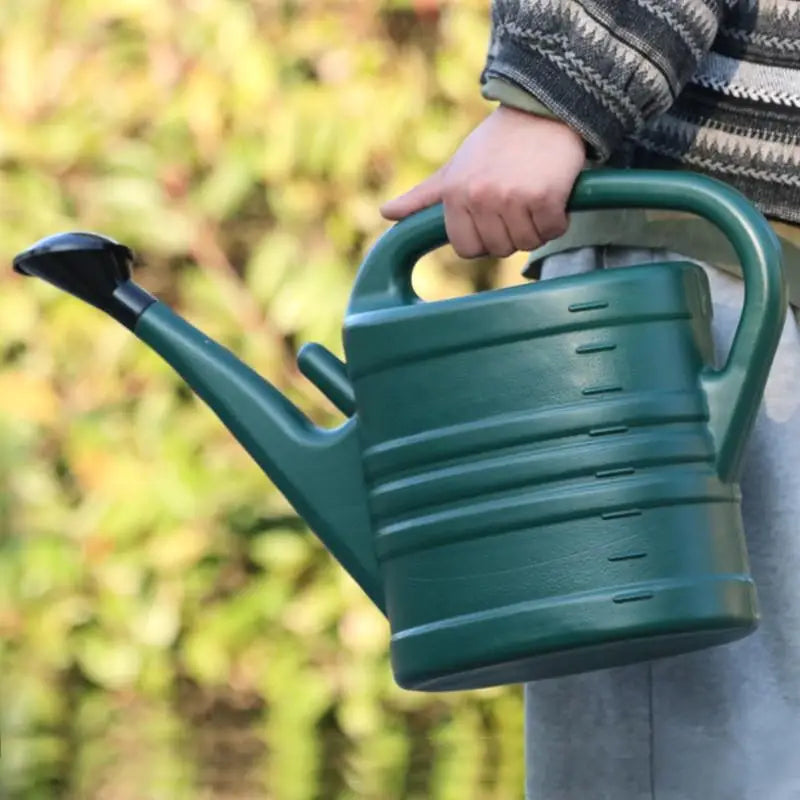 5L Plastic Watering Can Garden Essential Watering Can Indoor Outdoor Light Weight Cans Watering Can Family Gardening Garden