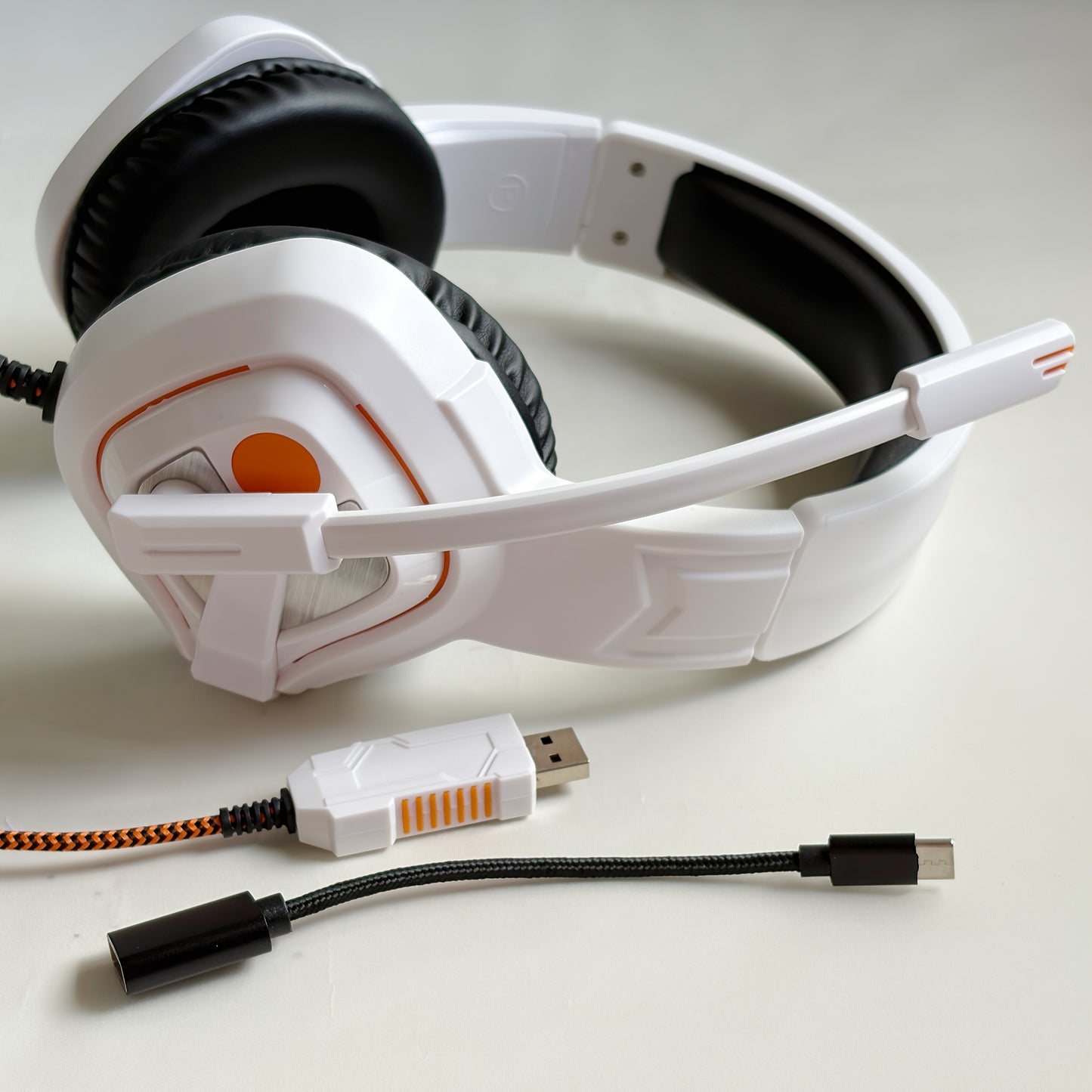 New USB-A Wired Over-Ear Gaming Headphones with Type-C Adapter, Noise Isolation & 3D Sound Positioning, Volume Control, Braided Cable, Comfort Ear Cushions & Adjustable Headband for PC, Laptop, Mobile Phone, Gamer Headphones, Pc Audio Gear, Sleek Headpho