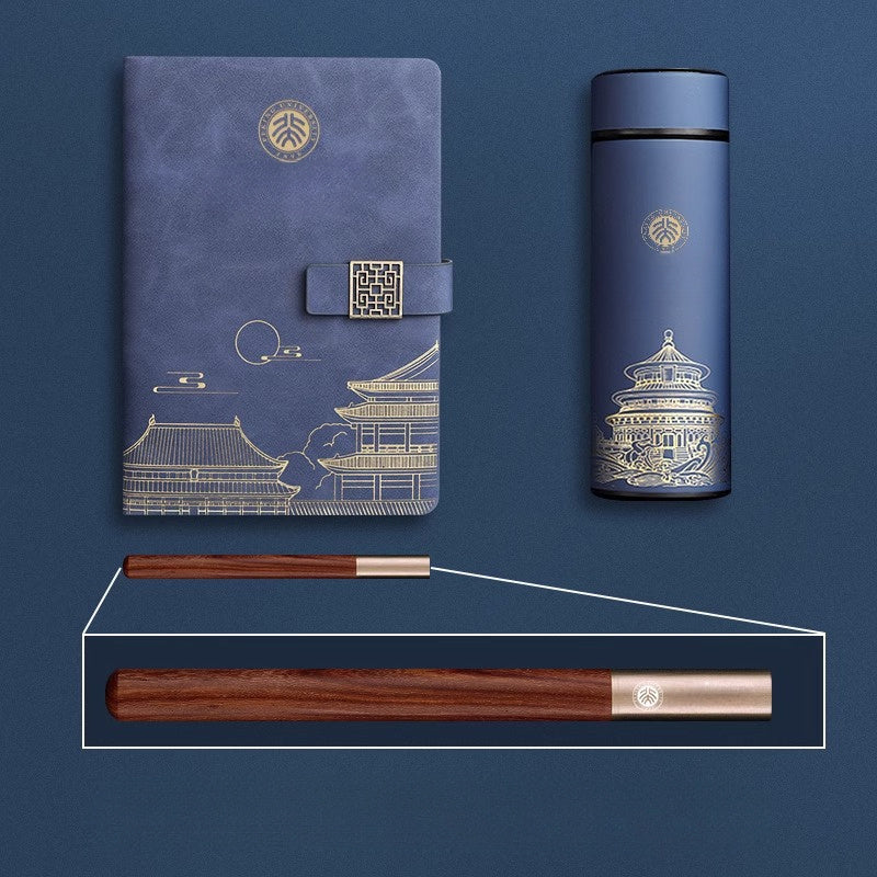 Forbidden City-Themed Gift Set with Insulated Mug & Notebook - Smooth Finish, Dotted Lines, Perfect for Daily Office Use & Corporate Gifting